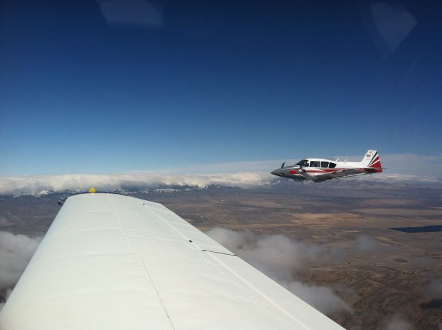 Piper Navajo (N400MJ)