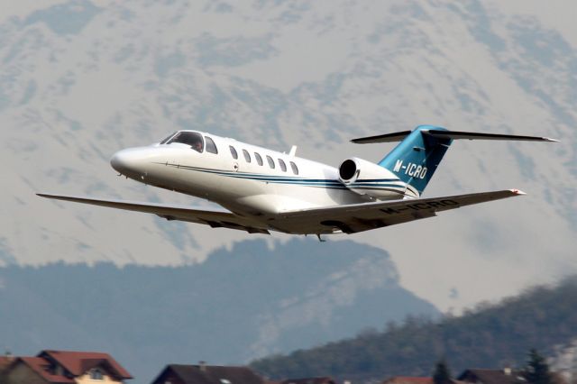 Cessna Citation CJ1 (M-ICRO)