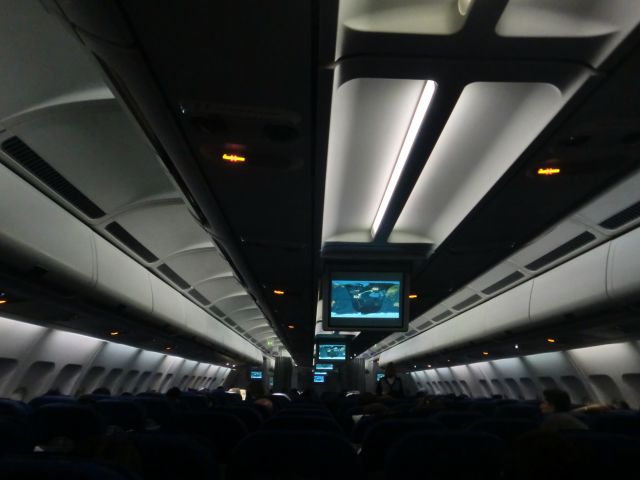 Airbus A330-200 —