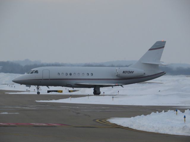 Dassault Falcon 2000 (N313AV)