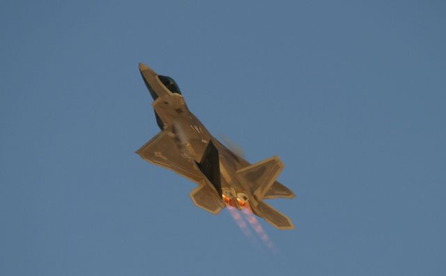 Lockheed F-22 Raptor (N00017) - F-22demo