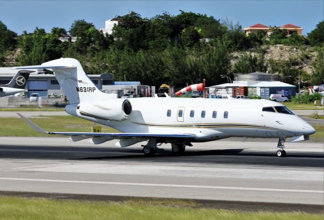 Bombardier Challenger 300 (N631RP)