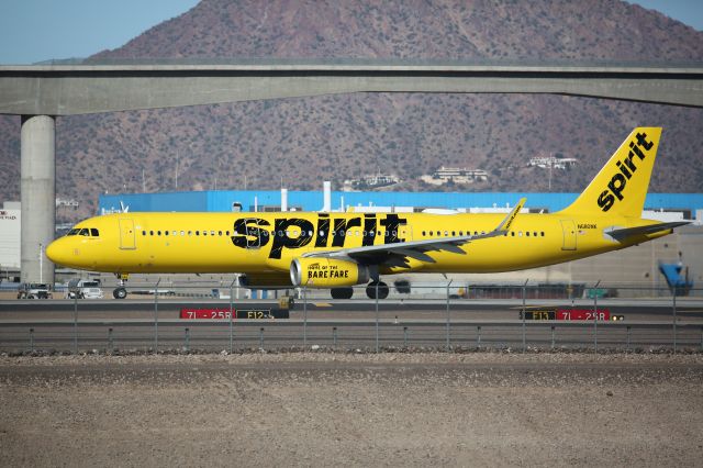 Airbus A321 (N680NK)