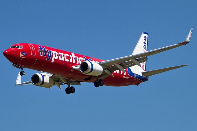 Boeing 737-800 (ZK-PBJ) - 7 JAN 2011