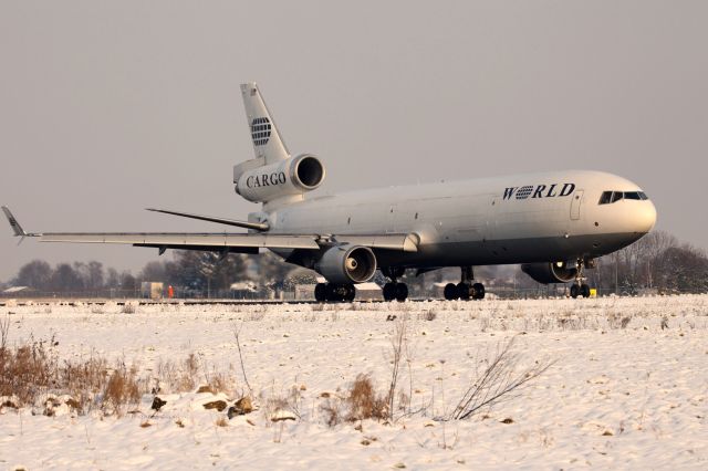 Boeing MD-11 (N274WA)