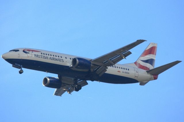BOEING 737-400 (G-DOCH)