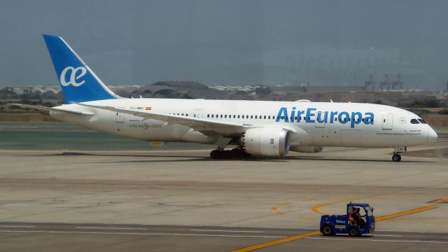 Boeing 787-8 (EC-MMY)