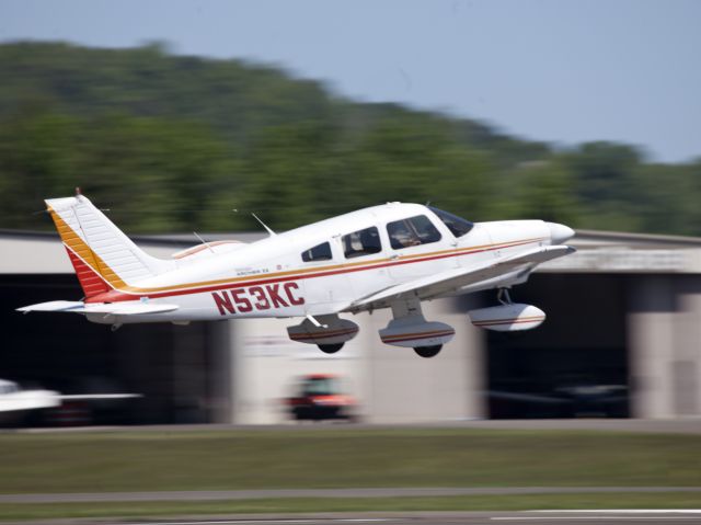 Piper Cherokee Arrow (N53KC) - Take off runway 08.