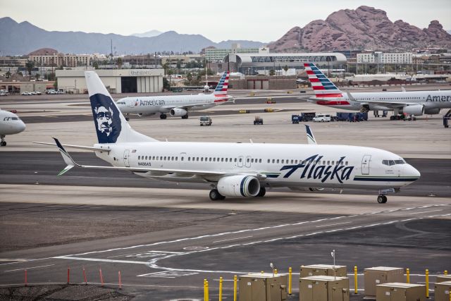 Boeing 737-900 (N486AS)