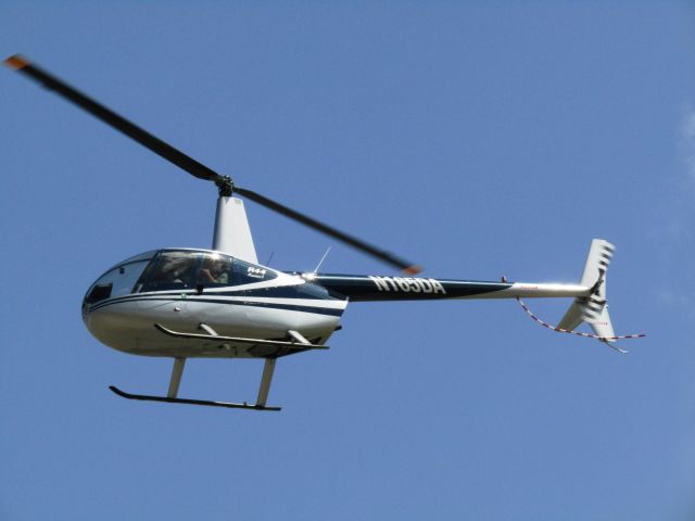 Robinson R-44 (N165DA) - Robinson R-44 selling helicopter rides during Fullerton Airport Day 5.13.2017