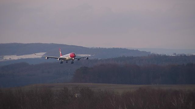 Airbus A340-300 (HB-JMD)