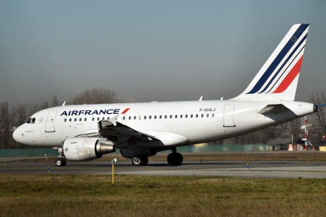 Airbus A318 (F-GUGJ) - 05/02/2016