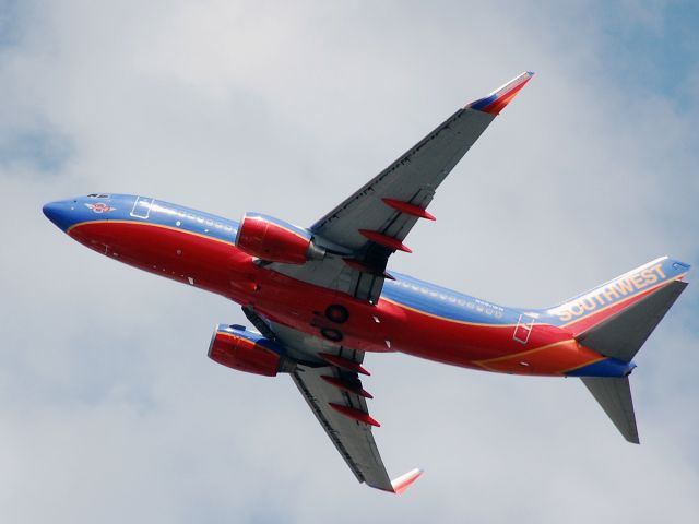 Boeing 737-700 (N281WN) - The 500th Southwest Aircraft leaving San Diego