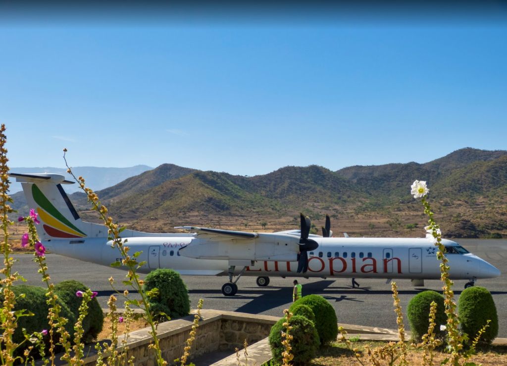 de Havilland Dash 8-400 (ET-ANV) - Last shot I got before I went into the terminal for real