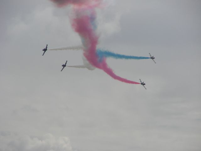 Aero L-39 Albatros — - MCAS Miramar Airshow 2007  San Diego, CA  Patriots Jet Team overhaed break!