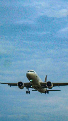 Airbus A320 (VT-TNE)