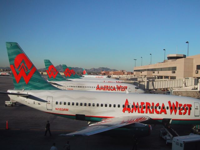 Boeing 737-200 (N183AW)