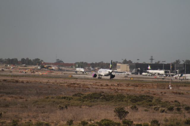 Airbus A320 (N539VL) - DEPARTURE FROM 27 MMTJ