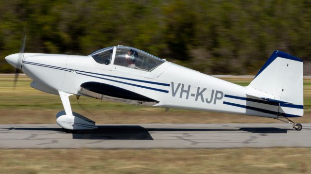 Vans RV-6 (VH-KJP)