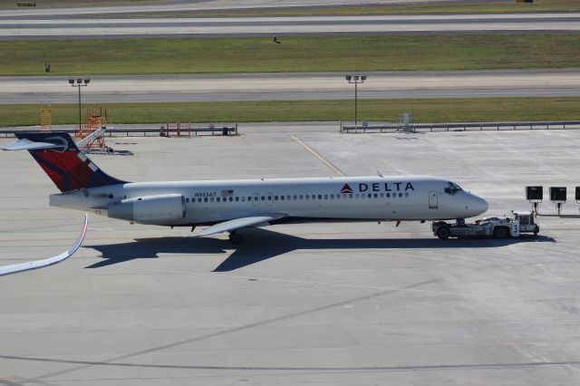 Boeing 717-200 (N933AT)