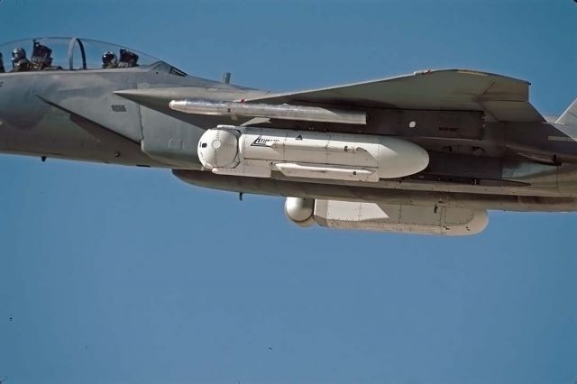 McDonnell Douglas F-15 Eagle (82-0046) - Boeing-McDonnell-Douglas F-15D-34 Eagle 82-0046 Glamorous Glennis of the 412th Test Wing carrying the Airborne Turret Infra-red Measurement System (ATIMS) III at Edwards Air Force Base on October 22, 2003.