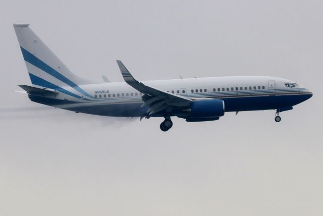 Boeing 737-700 (N885AS) - 'Boeing 885 Lima Sierra' registered to the Las Vegas Sands Corp.