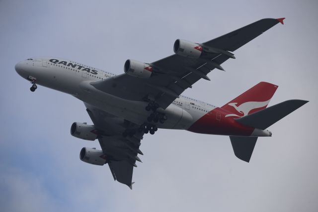 Airbus A380-800 (VH-OQA)