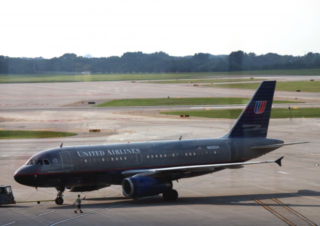 Airbus A319 (N820UA) - At ramp at MSP on 07/31/2011