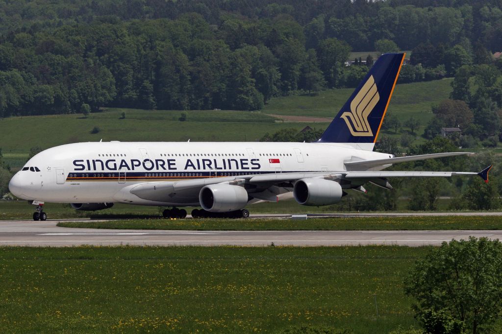 Airbus A380-800 (9V-SKC)