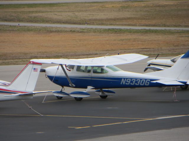 Cessna Skylane (N9330G)