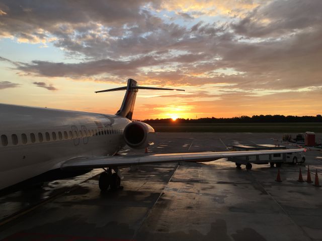 Boeing 717-200 (N971AT)