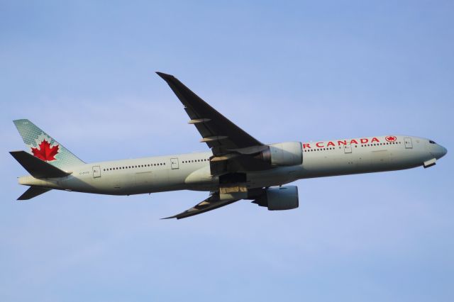 BOEING 777-300ER (C-FIVS) - An Air Canada B777-300ER taking off from runway 09R at LHR.br /br /Location: Great South-West Road.br /Date: 05.02.23 (dd/mm/yy),