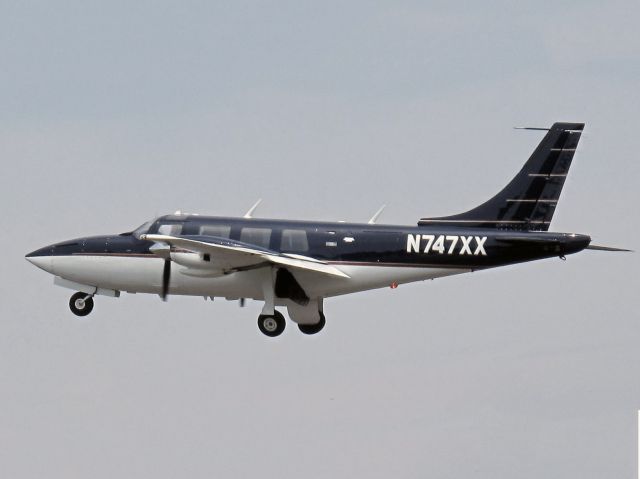 Piper Aerostar (N747XX)