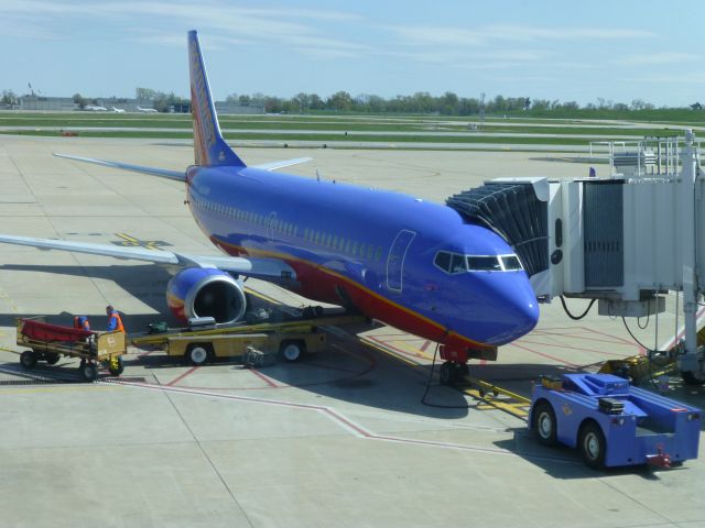 BOEING 737-300 (N655WN)