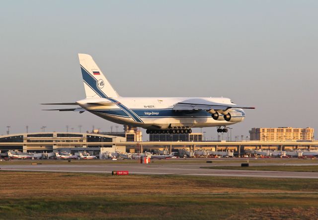 Antonov An-124 Ruslan (RA-82074) - VDA 2248 just about to touch down at KDFW