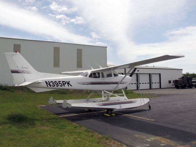 Cessna Skyhawk (N395PK)