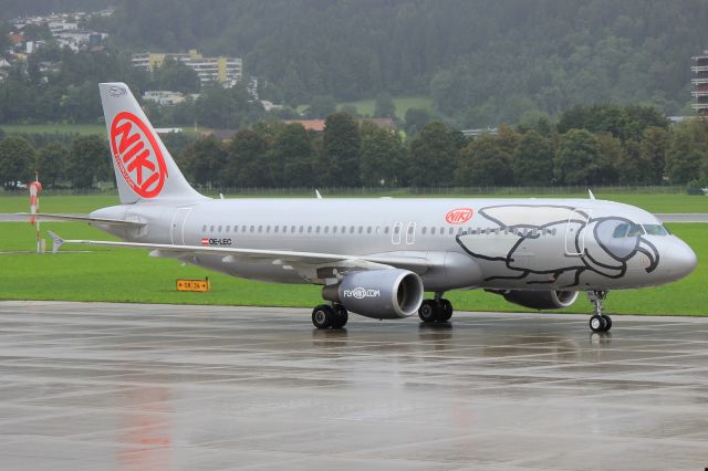 Airbus A320 (OE-LEC)