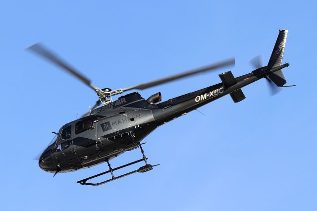 Eurocopter AS-350 AStar (OM-XBC)