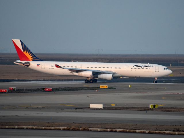 Airbus A340-300 (RP-C3438)