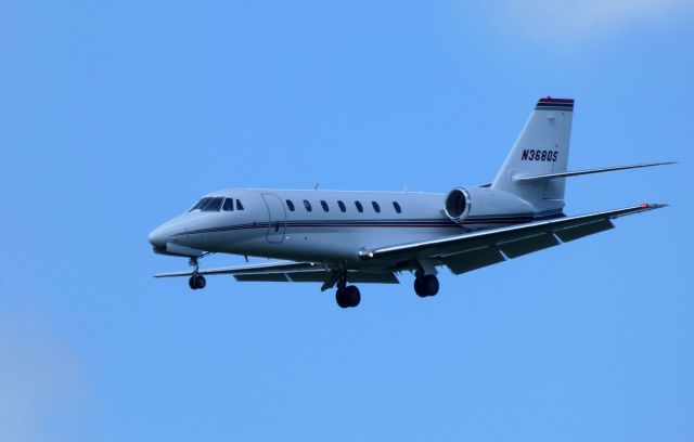 Cessna Citation Sovereign (N368QS) - Shown here is a Cessna Citation Sovereign on final in the Summer of 2018.