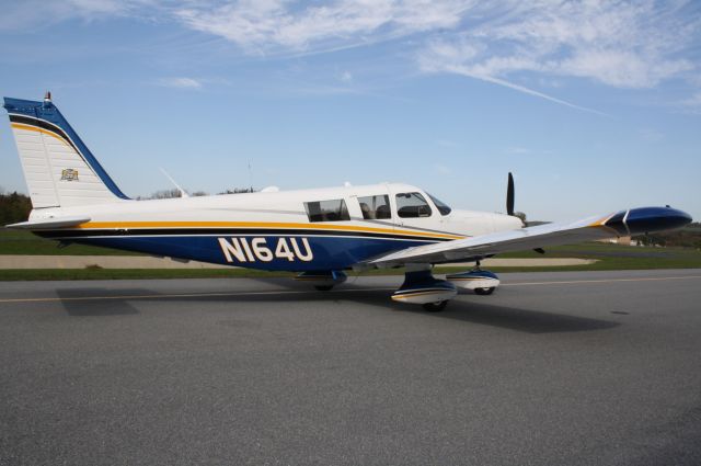 Piper Saratoga (N164U)