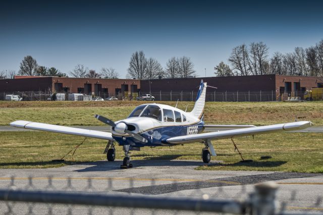 Piper Cherokee (N56696)