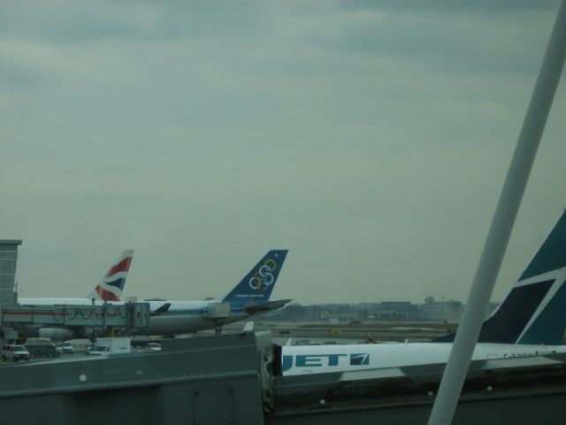 B737 —
