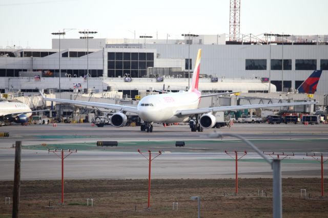 Airbus A330-200 (EC-MMG)