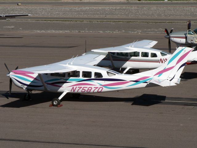 Cessna 206 Stationair (N75870)