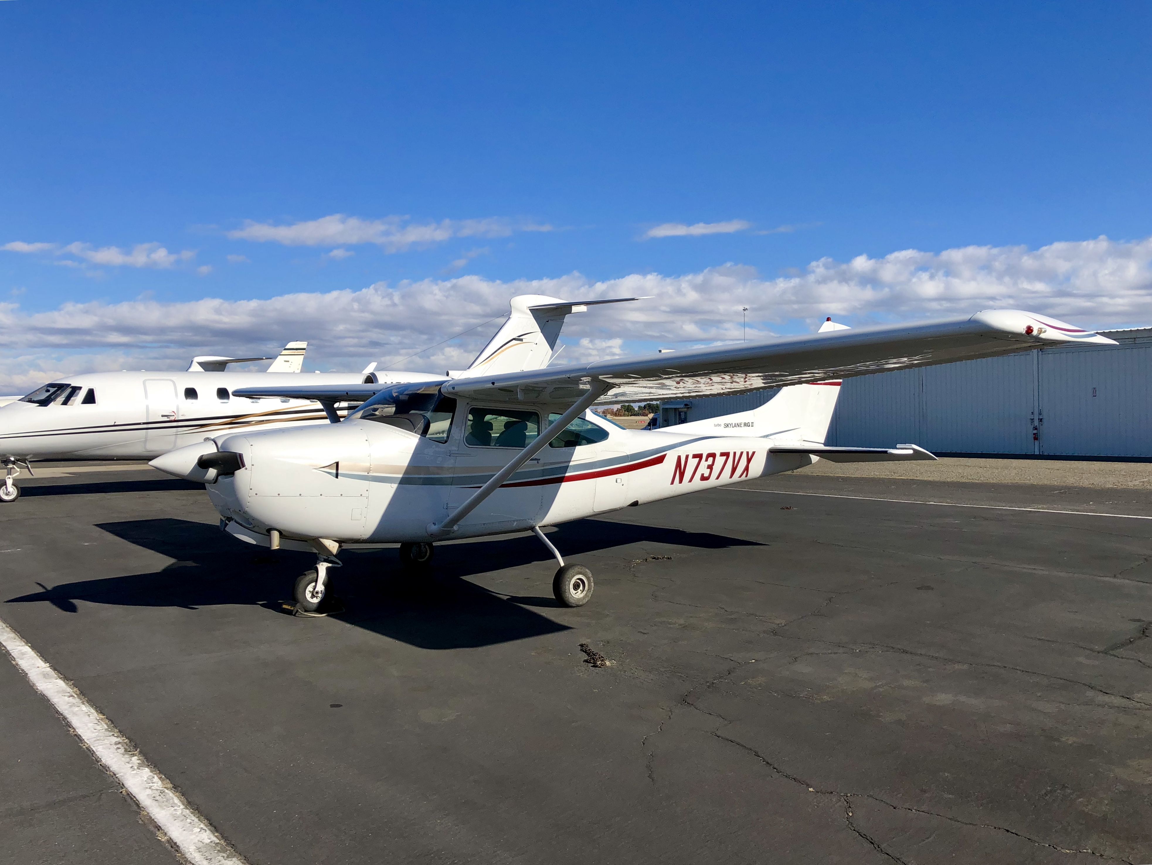 Cessna Skylane RG (N737VX)