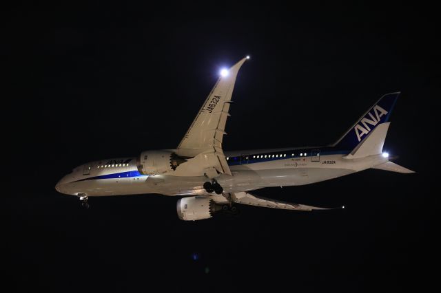 Boeing 787-8 (JA832A) - September 25, 2023:HND-HKD.