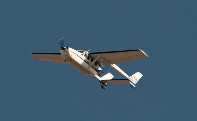 Cessna Super Skymaster (N31Z) - Departing 27 on a 45 from Carson City