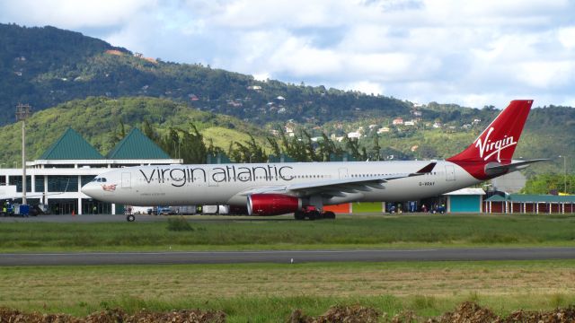 Airbus A330-300 (G-VRAY)