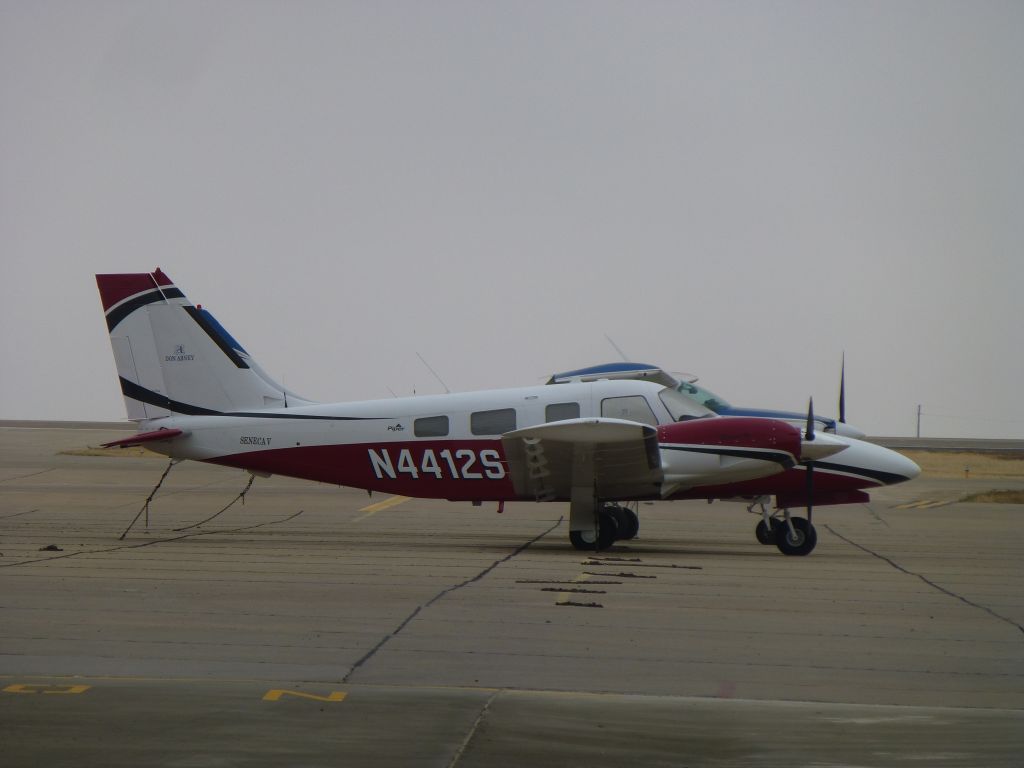 Piper Seneca (N4412S)